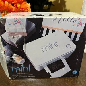 Silhouette Mint Custom Stamp Maker
